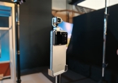 罗永浩评价荣耀Robot Phone：相信看到的人都会吃惊