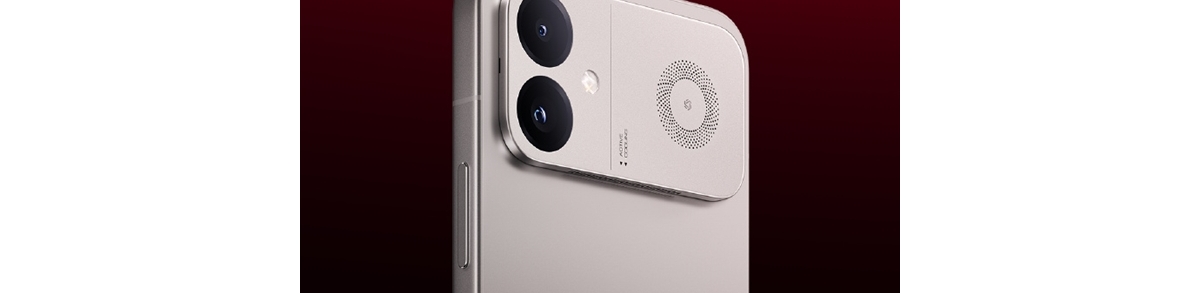 REDMI K90至尊版太空银亮相：极窄边直屏+铝合金中框
