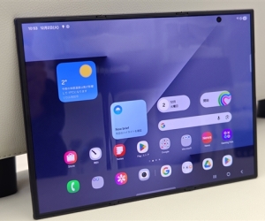 三星Galaxy Z TriFold供不应求：数百人排队疯抢 两分钟内售罄