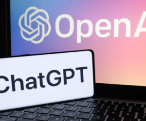 深夜临时决定创造AI传奇！OpenAI高层揭秘ChatGPT名称由来