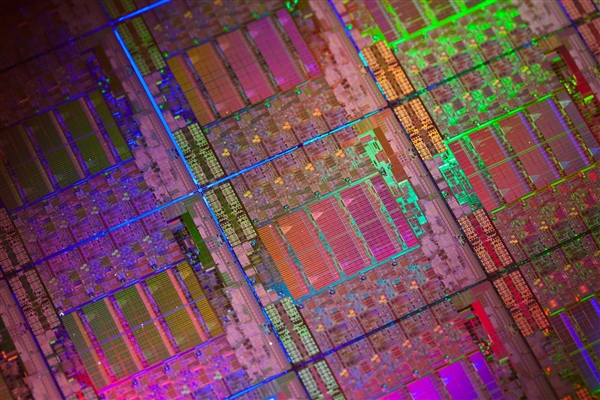 台积电2nm良率破60%：甩开三星一截